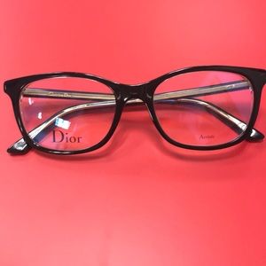 Christian Dior Montaigne frame
